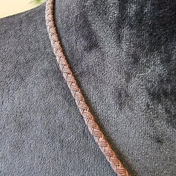 Chaps Women Round Circle Faux Turquoise Pendant Necklace with Lobster Clasp - Picture 8 of 8